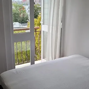 Homestay Comfy Near Metro & Airport, Lisbon